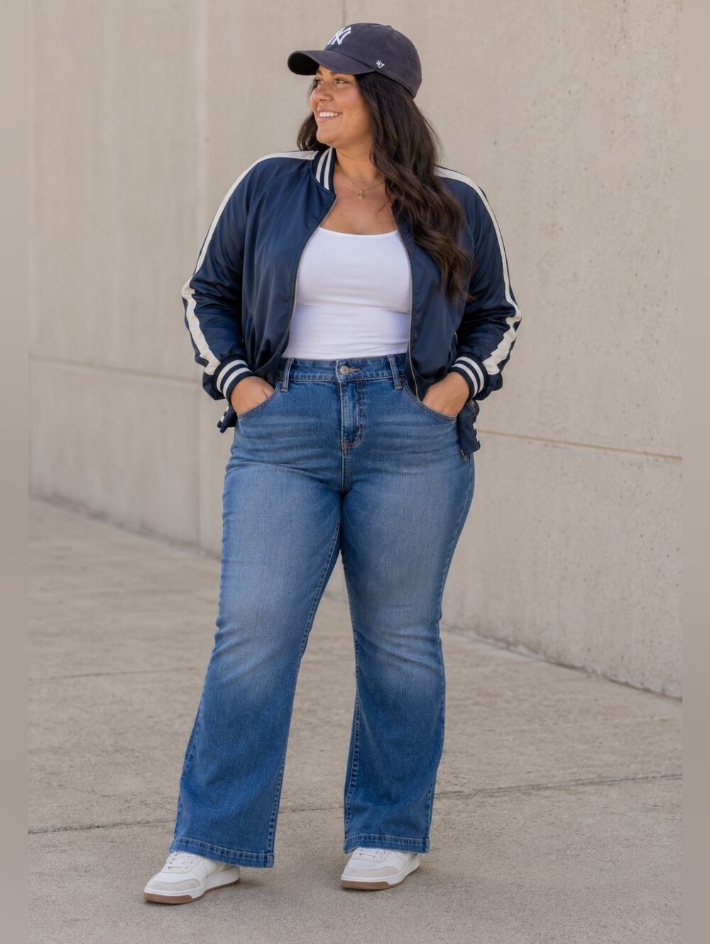 Torrid NEW Plus Size 20 SHORT: Navy Wash Slim Boot-Cut Jeans